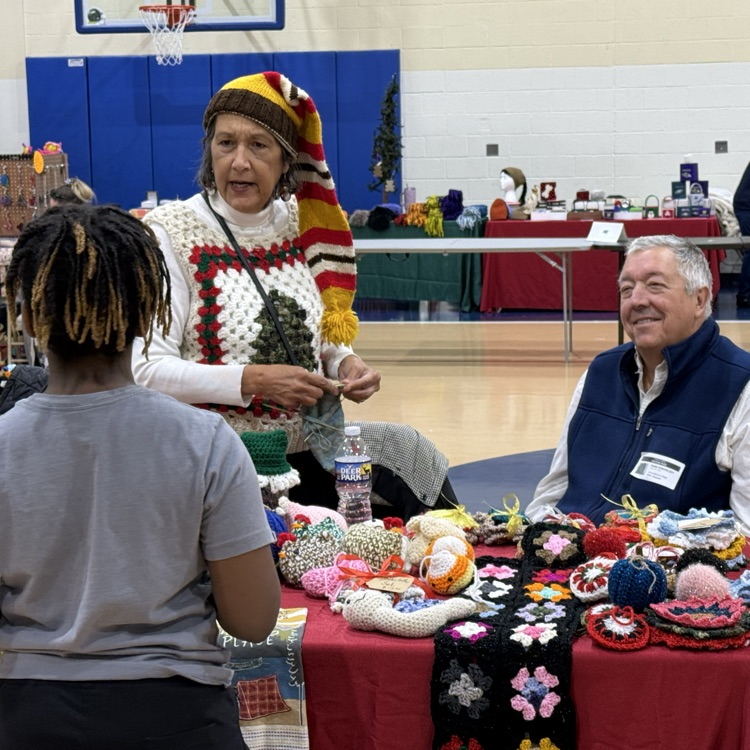 Woodson elementary school holiday bazaar photos 