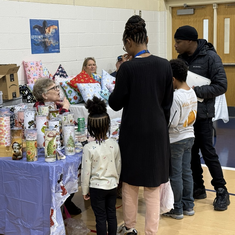 Woodson elementary school holiday bazaar photos