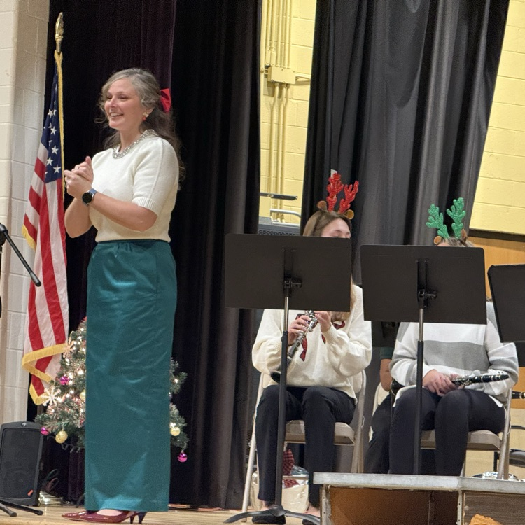 Crisfield high school holiday concert photos 