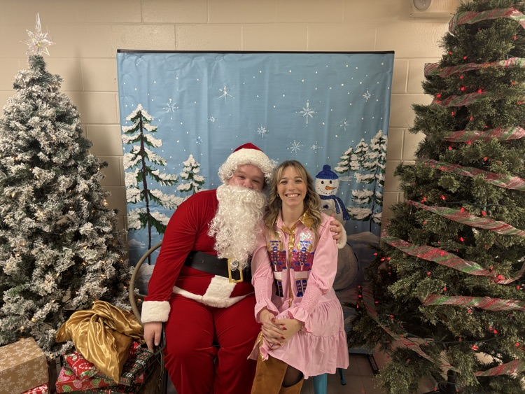 Special Visitor 🎅🏻