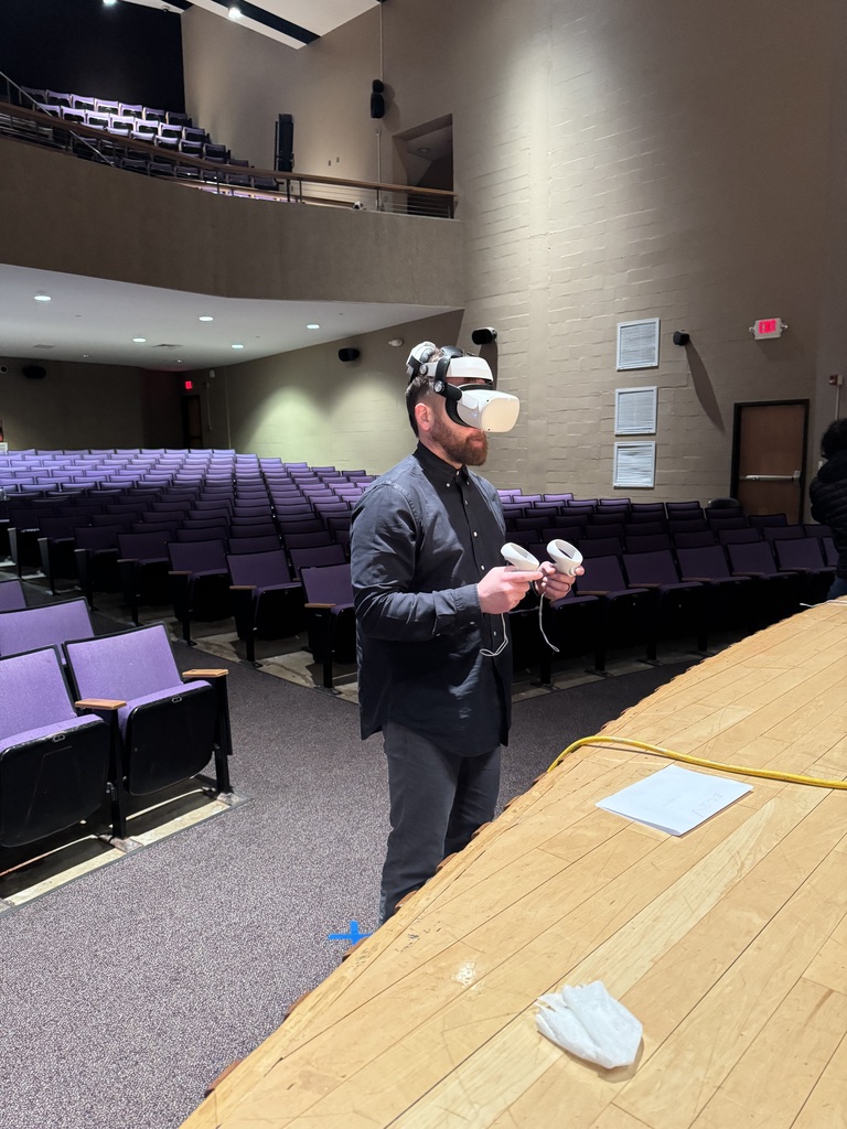 Mr. Sami ensuring the equipment worked right for the students. Thank you Mr. Sami for giving up your class time all day on Friday for the students to experience a Virtual Career Day.