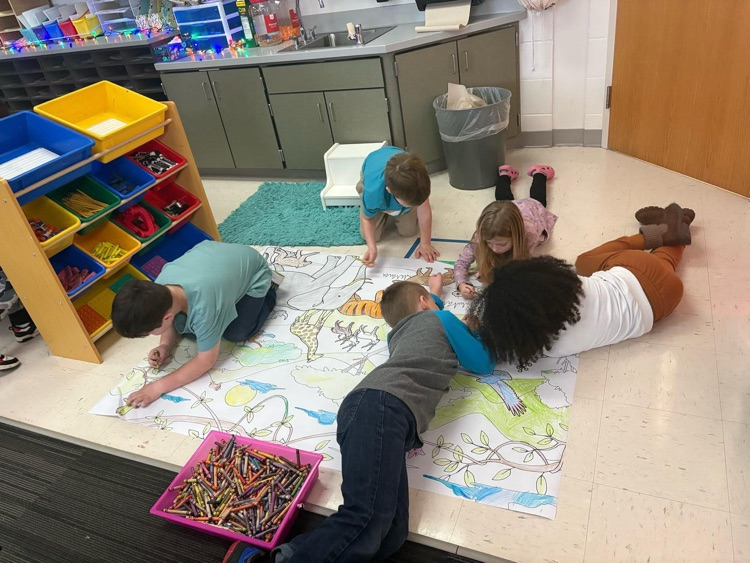 Nothing like a little Friday fun in Formos’ 1st grade class, where students ended the week engaged, happy, and excited to learn! #SomersetSpartanPride