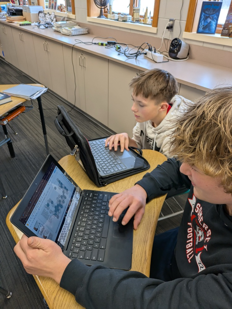 Our 8th graders reviewed the Constitution using hexagonal thinking, an engaging way to connect ideas, deepen understanding, and spark great discussions! 🇺🇸📚 #SomersetSpartanPride