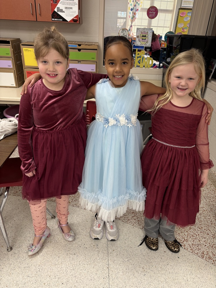 Snow fancy and feeling fabulous! ❄️   Second grade isn’t letting the cold cramp their style. These huge smiles bring all the warmth! #SomersetSpartanPride