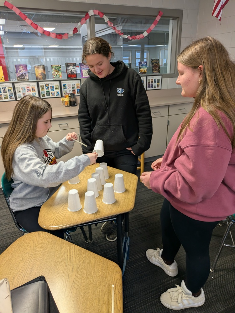 Teamwork in action! 💪   The 7th grade leadership class started learning about collaboration through an engaging stacking challenge. #SomersetSpartanPride 