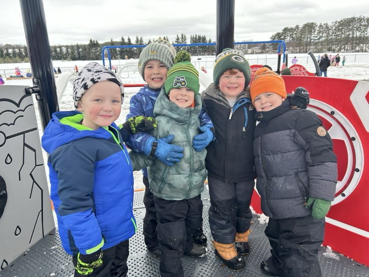 Ms. Larson’s Junior Kindergarten PM class had a blast playing in the snow! 