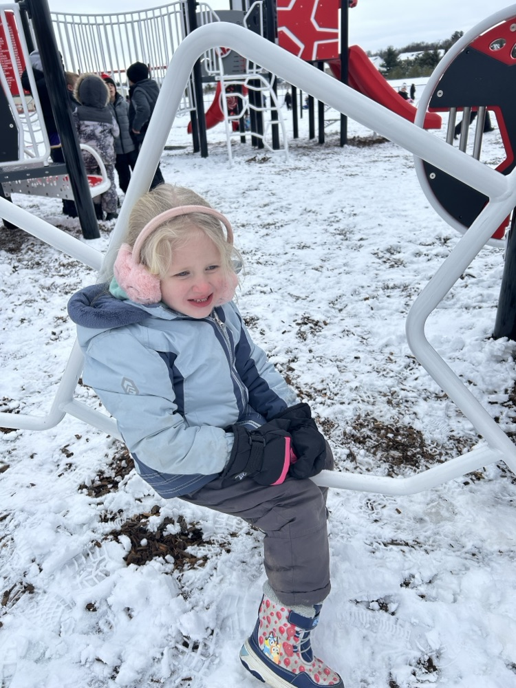 Ms. Larson’s Junior Kindergarten PM class had a blast playing in the snow! 