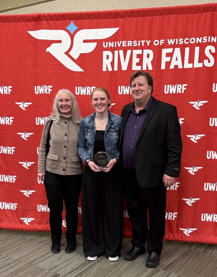 Congratulations to our very own SHS math teacher, Emily Amundson! 