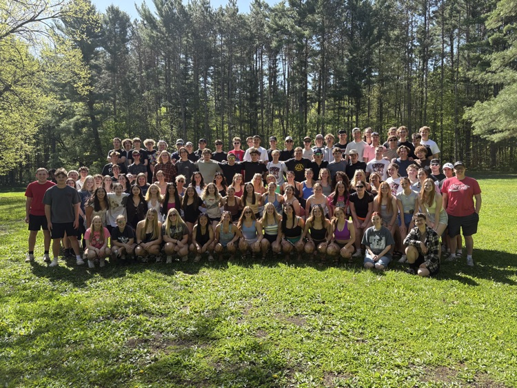 Our senior class enjoying their senior picnic at Interstate Park in St. Croix Falls, making memories together before graduation! ☀️#SomersetSpartanPride