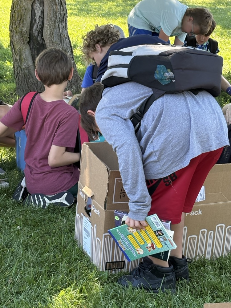 Books and Benches summer school students enjoyed a beautiful day at Larry Forest Park! 📚🌳 #SomersetSpartanPride 