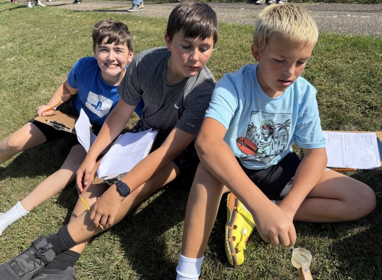 Mr. Klinger’s 7th-grade Earth Science students kicked off their unit on water with a hands-on lab at Larry Forrest Park. 