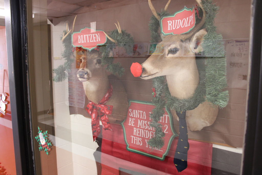 Christmas Door Decorating Contest