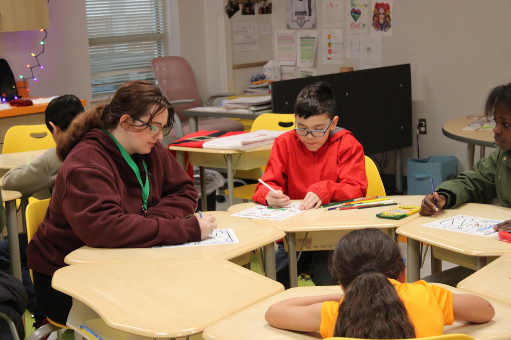 High School FFA visiting 4th grade