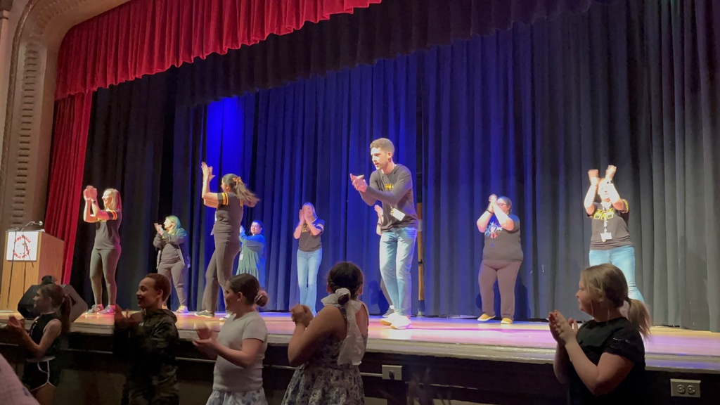 Photos from March at Somerville Public Schools highlight students performing in Anything Goes, singing in Showcase of the Arts 2026, welcoming guest readers during Read Across America Week at VDV, and participating in the VDV Variety Show.