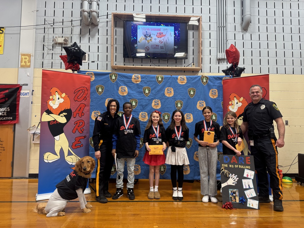 Our 5th grade students recently celebrated successfully completing the D.A.R.E. Program with a special ceremony recognizing their hard work and commitment. Throughout the program, Officer Nikki and Detective Cole, along with Police Dog Marco, guided students in understanding the importance of making safe, responsible choices as they prepare to transition to middle school.