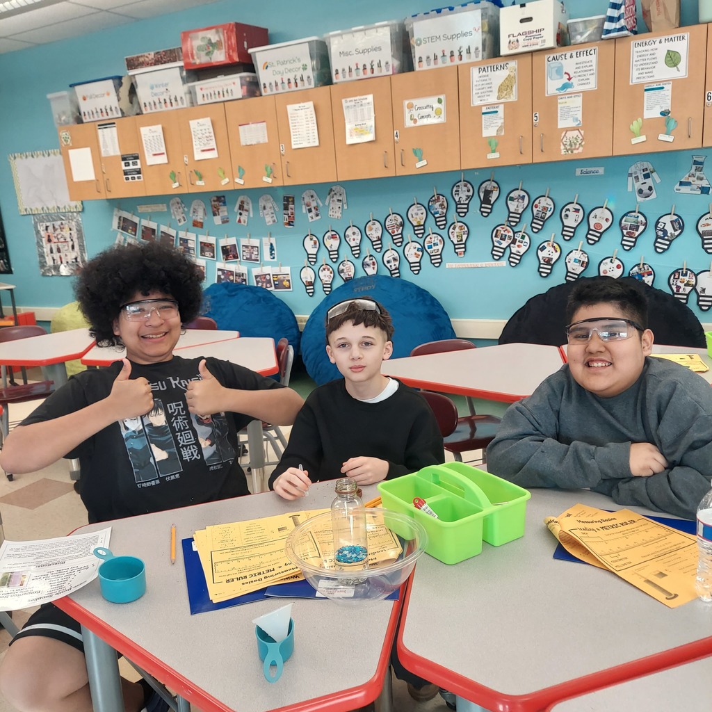 Our 4th annual Life Skills Day at Somerville Middle School was a huge success! This Chromebook-free day gave students the opportunity to step into real-world learning through hands-on experiences that truly matter. Across all grade levels, students explored important life skills, including emergency preparedness and fire safety, as well as empathy, mindfulness, and civic responsibility.