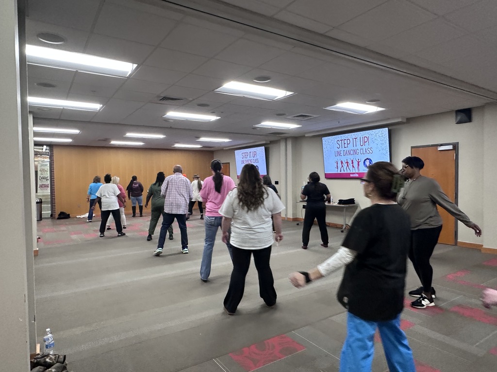 Line Dancing participants