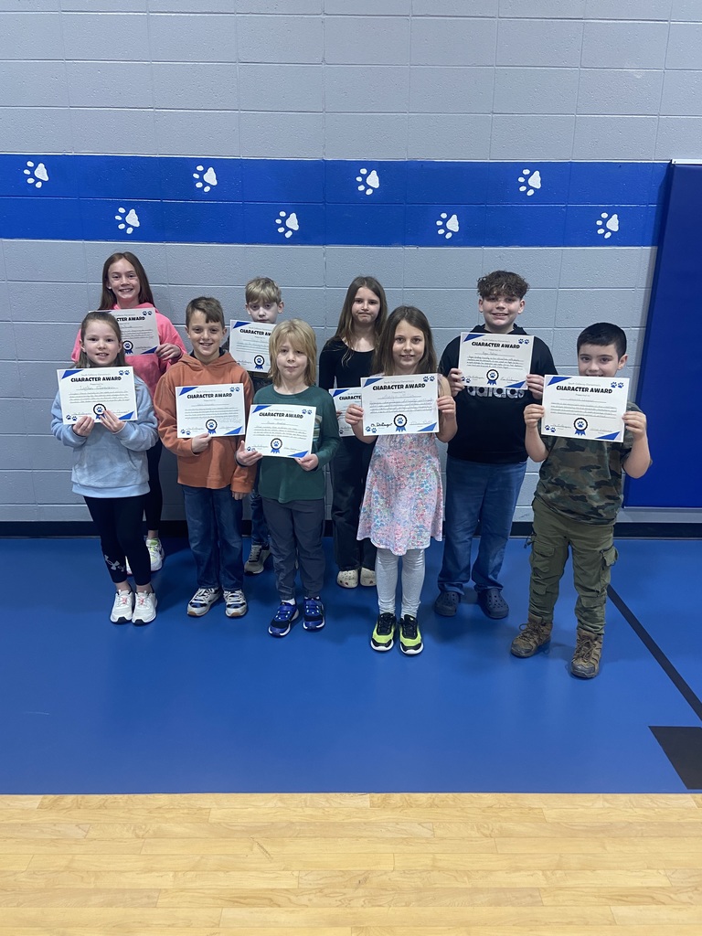 Yesterday the ES celebrated the 3rd quarter by honoring students this morning that showed characteristics of "Honesty" and "Bulldog Leadership." As a student of South Callaway Elementary I pledge to: Take responsibility for my own learning and always do my best. I will behave in a way that will make myself and others proud. I will be a positive role model to other students. I will respect myself, my teachers, my school, and my peers. I will show pride in my school because I am a Bulldog! Congratulations to our 3rd quarter award winners. It's a great day to be a Bulldog!