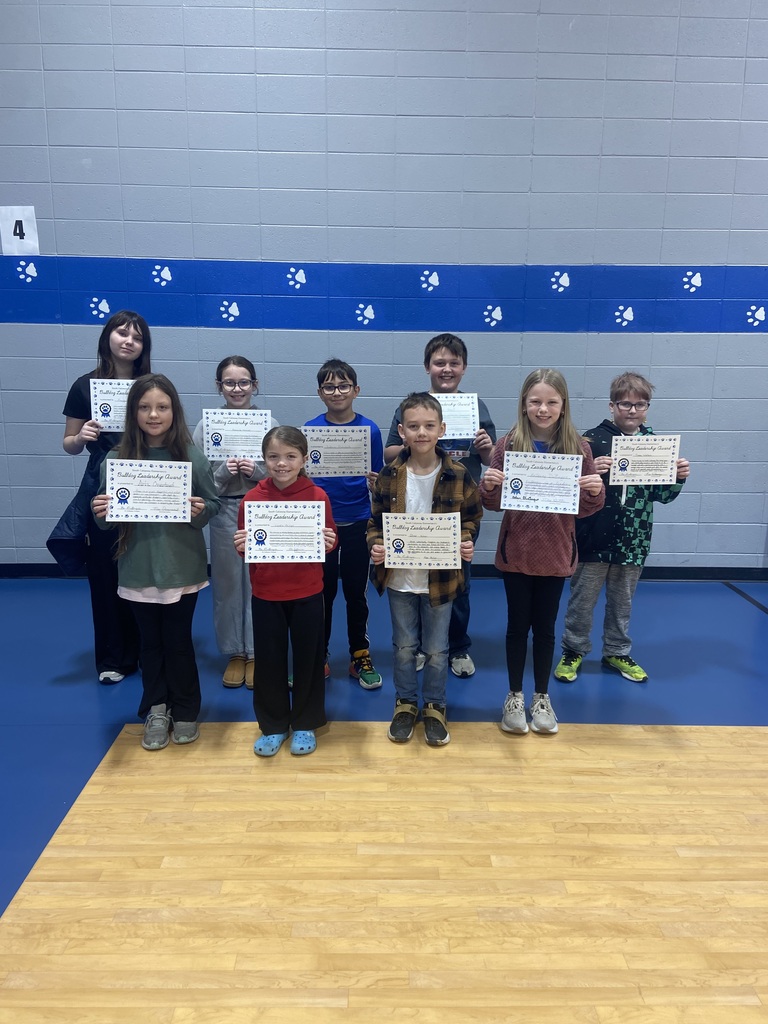 Yesterday the ES celebrated the 3rd quarter by honoring students this morning that showed characteristics of "Honesty" and "Bulldog Leadership." As a student of South Callaway Elementary I pledge to: Take responsibility for my own learning and always do my best. I will behave in a way that will make myself and others proud. I will be a positive role model to other students. I will respect myself, my teachers, my school, and my peers. I will show pride in my school because I am a Bulldog! Congratulations to our 3rd quarter award winners. It's a great day to be a Bulldog!