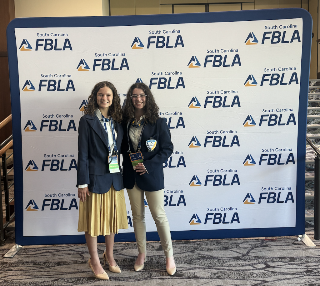 Luciana and Giana Hunter