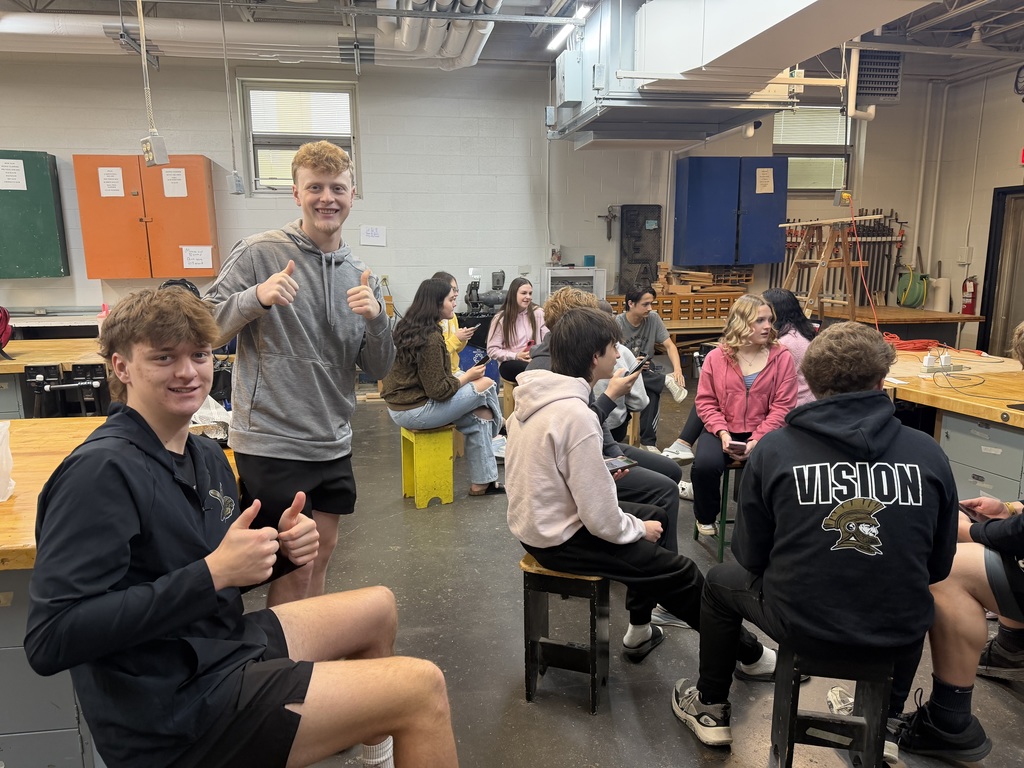 kids giving thumbs up