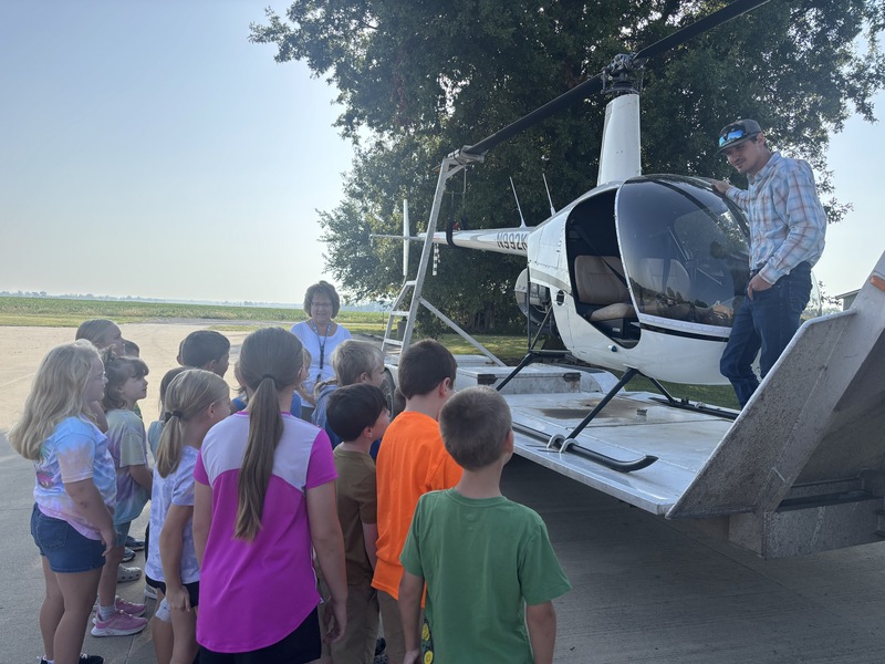 kids and helicopter