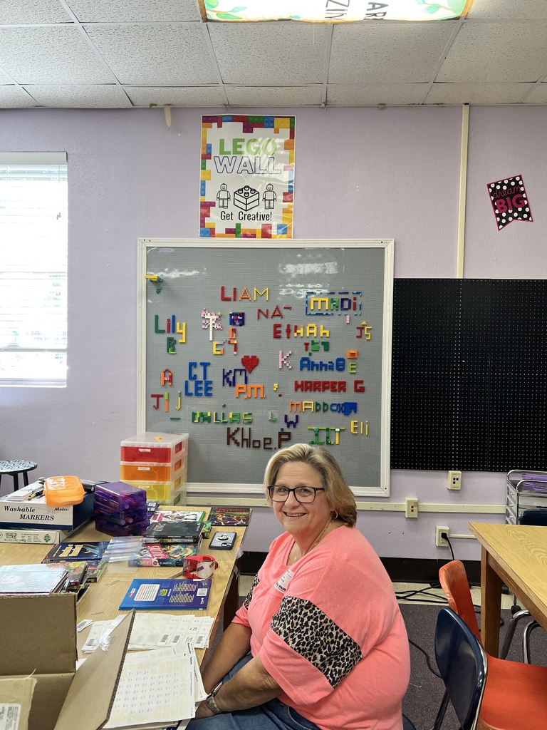 Volunteers in the library are great!