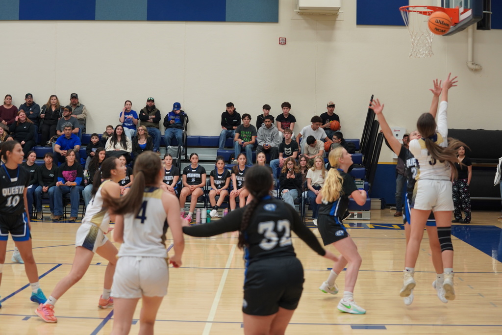 Photo: AHS vs. Questa