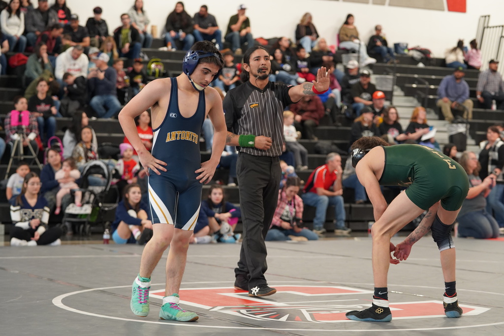 Photo: Randy & Naomi Keys Duals Tournament