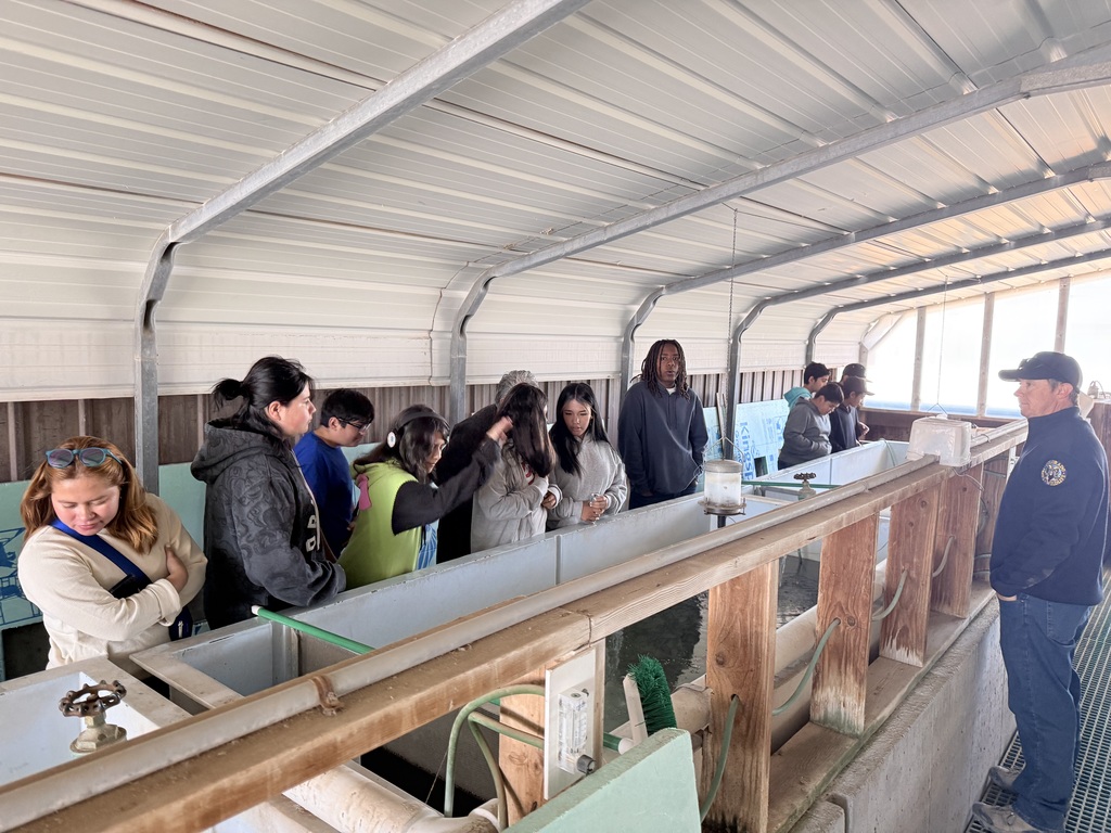 Photo: 7th Grade Fish Hatchery Trip