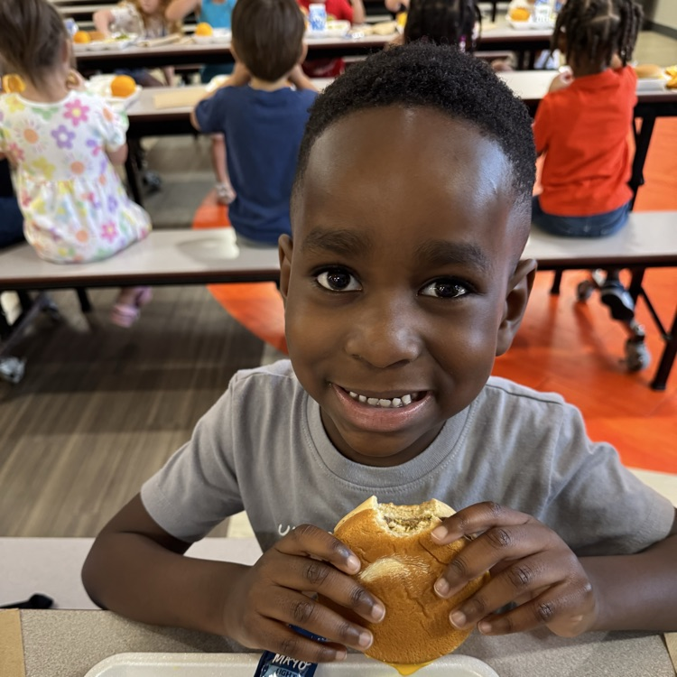 child at lunch