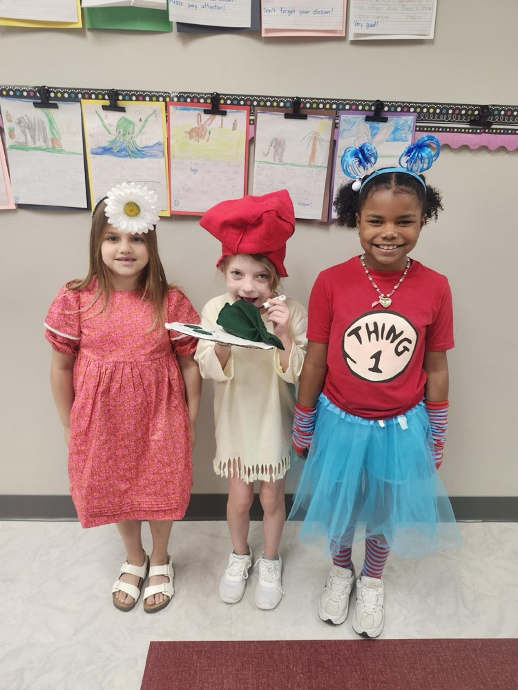 1st grade celebrates Read Across America with a few characters and lots of fun! 🍎📚