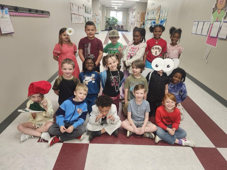 1st grade celebrates Read Across America with a few characters and lots of fun! 🍎📚