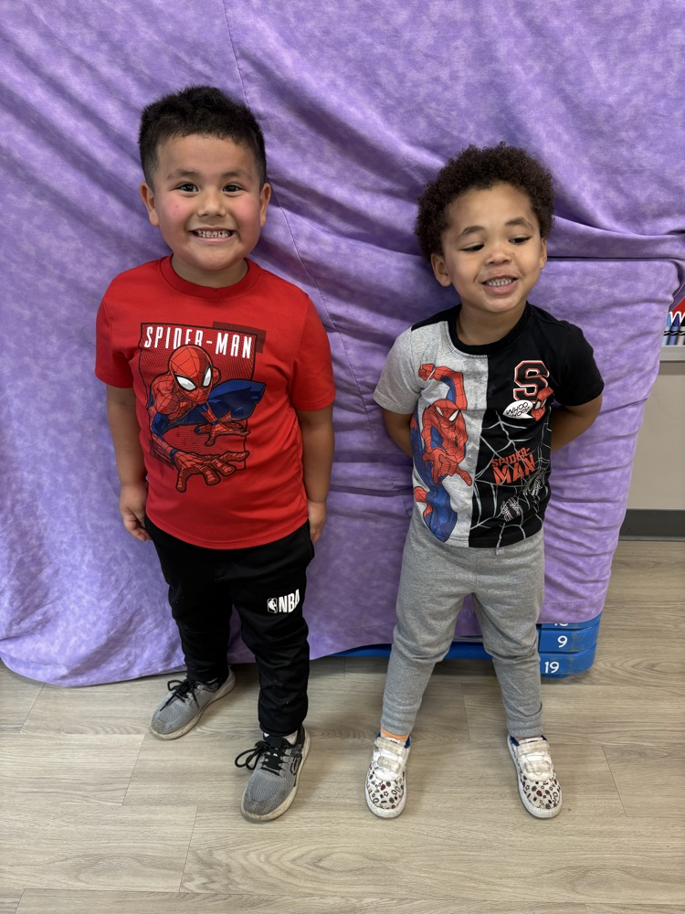 Book character fun! 🍎📚