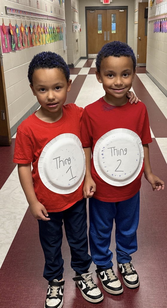 Book character fun! 🍎📚