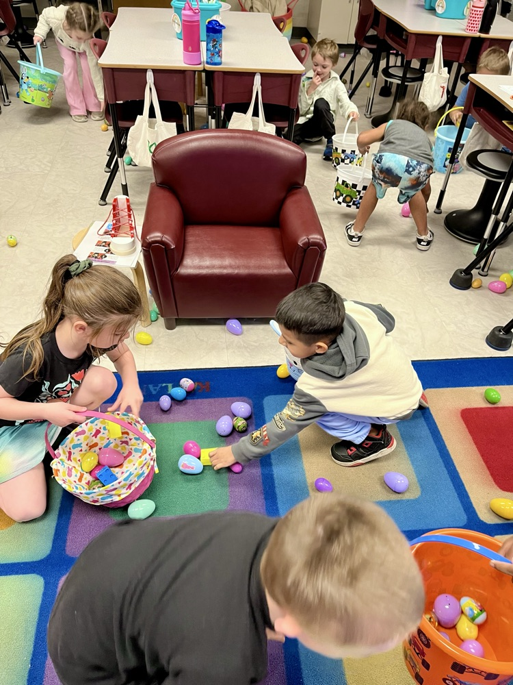 students hunting eggs 