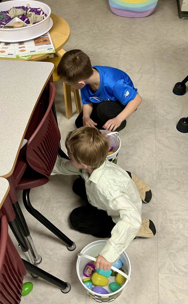 students hunting eggs 