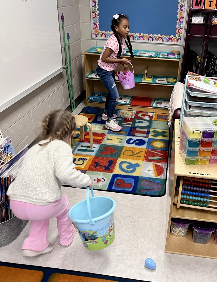 students hunting eggs 