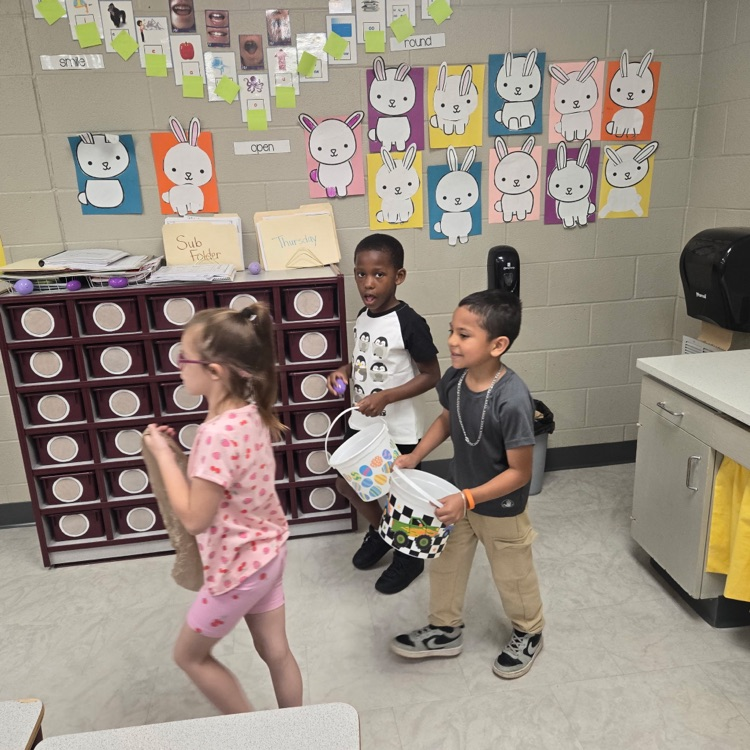 students hunting eggs