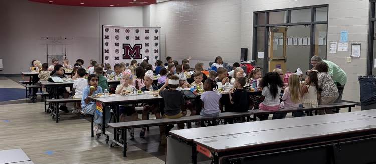 First Grade Lunch