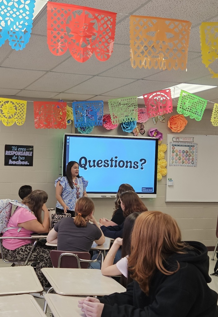 Students learning at SCCSD.