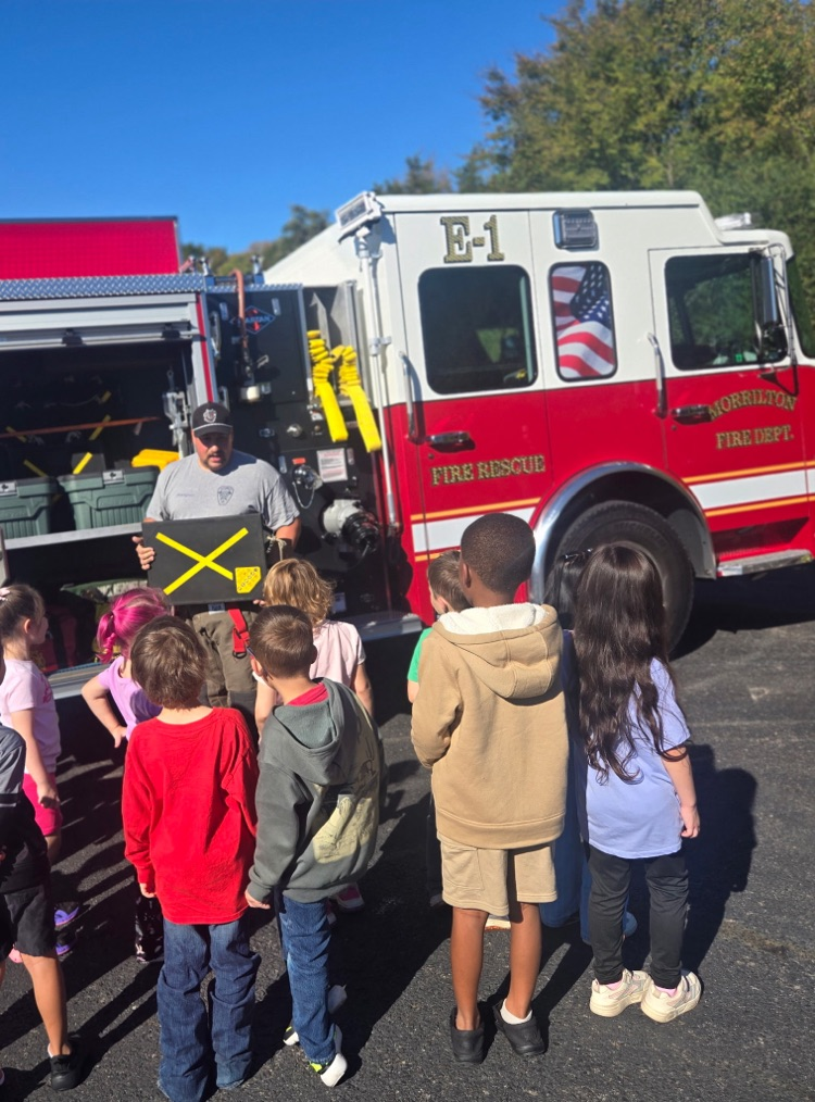 students at fire truck 