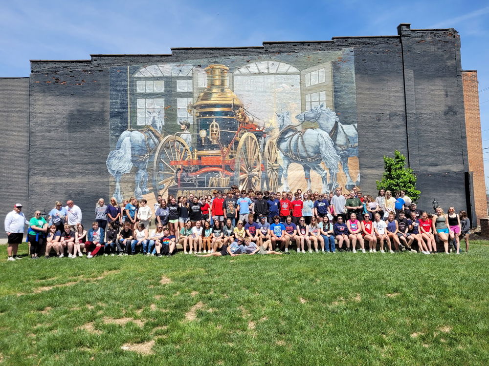 SDHS students participate in Aurora Community Service Day