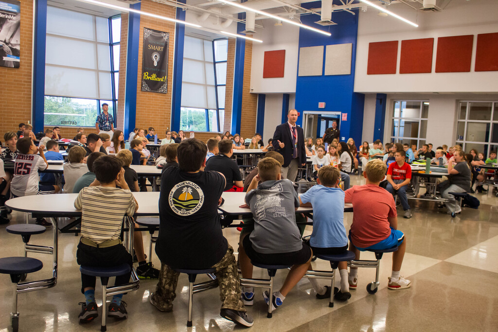SDMS Principal Schiering Welcomes Incoming Sixth-Grade Students on the First Day of School