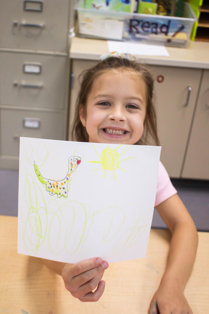 AES kindergartners drawing jeweled lizards.