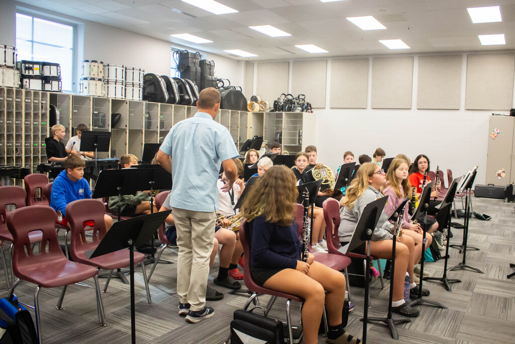 SDMS Band & Choir Students Rehearsing