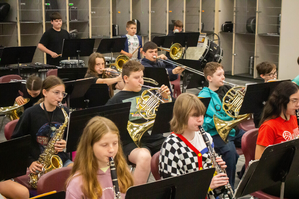 SDMS Band & Choir Students Rehearsing