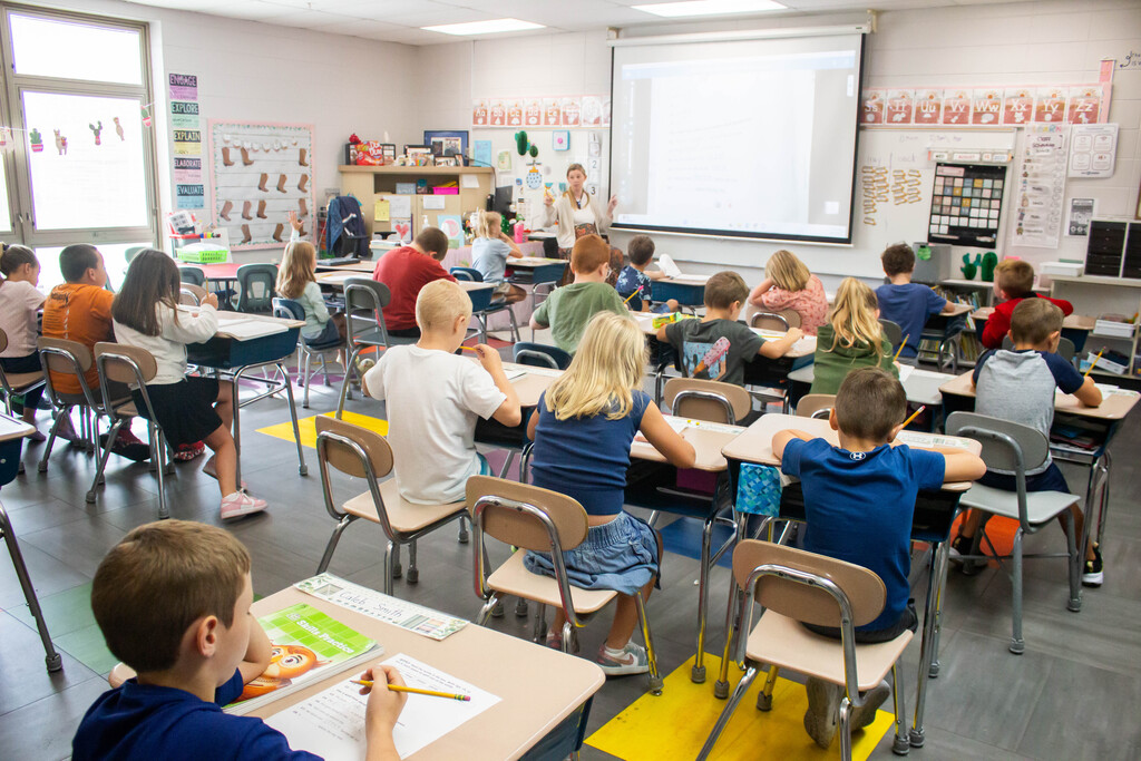 AES second-graders practicing  "tch," "ck," and "dge" spelling patterns.