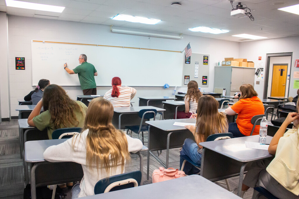 SDMS students practice math with integers