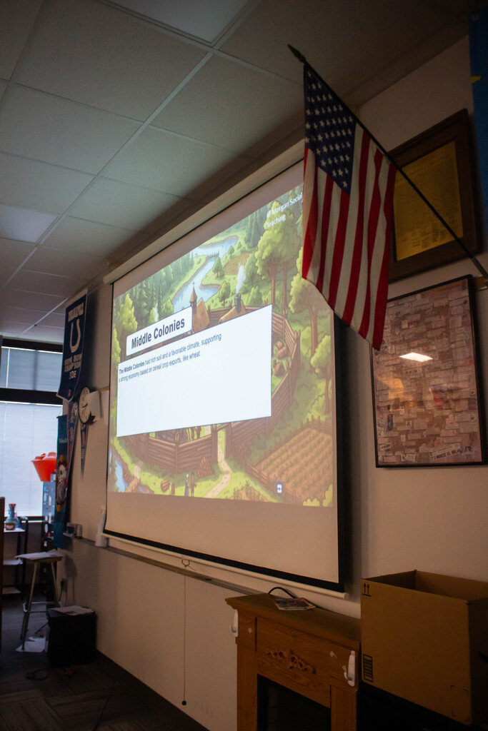 SDHS students studying the economies and cultures of America's colonies.